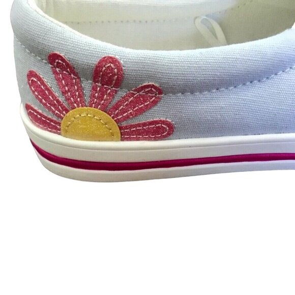 J.CREW Crewcuts Kids Daisy Print Light Blue and Pink Canvas Slip-On Shoes Size 5 - Picture 3 of 9
